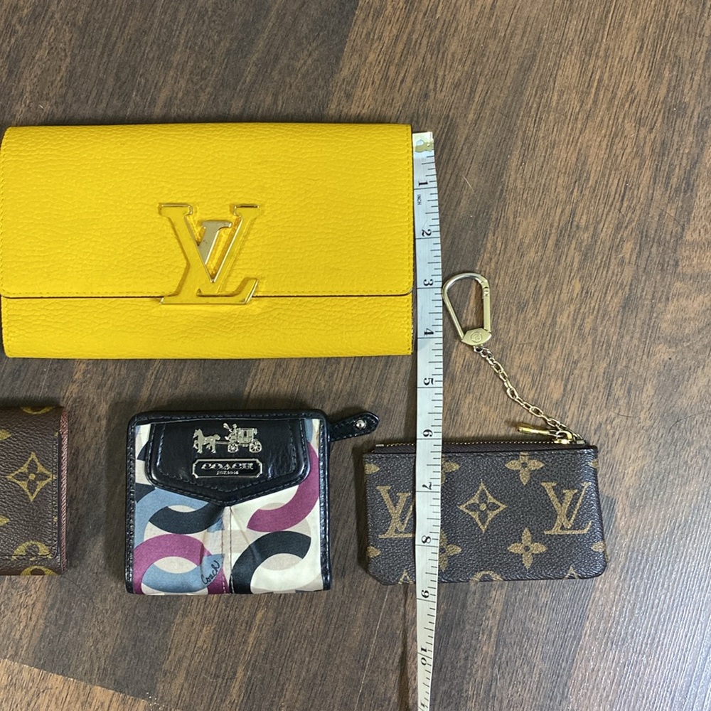 Wallets 4 Lots Bundle - Picture 4 of 16